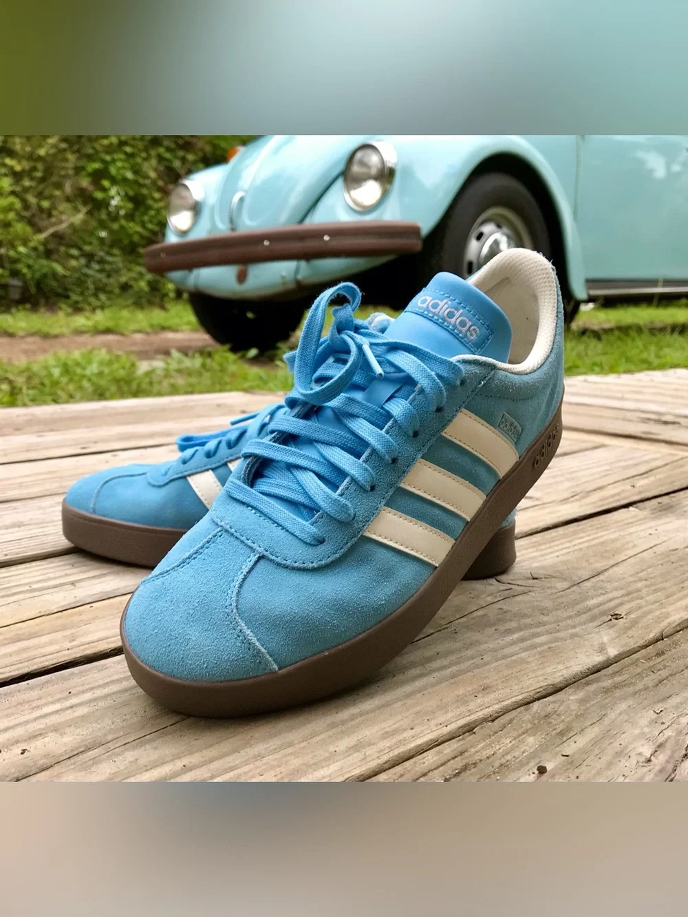 Mens 7 Womens 9 ADIDAS Light Robin Egg Blue Gum Bottom Lace Up Sneakers